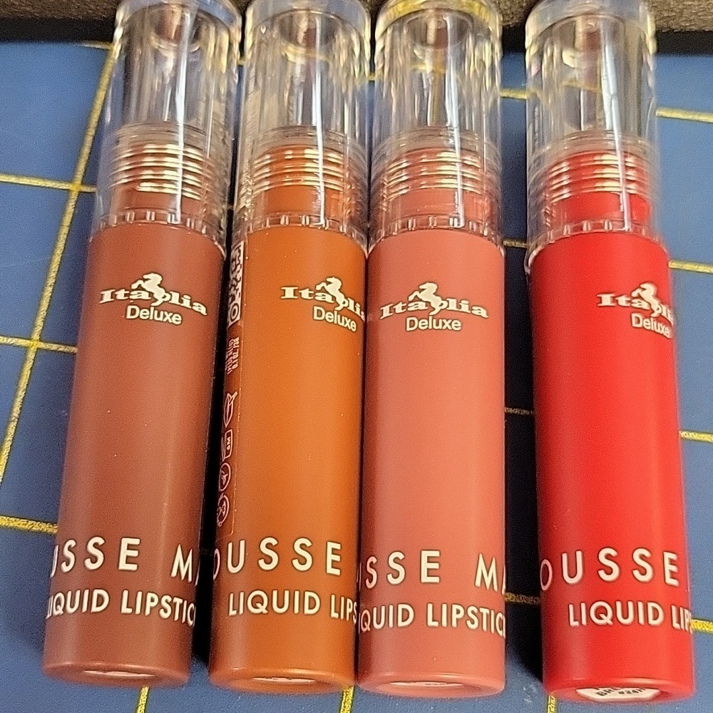 Italia Deluxe Mousse Matte Liquid Lipsticks Set of 4